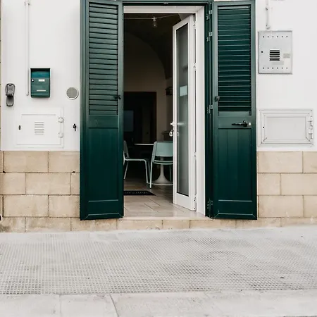 Le Contrade Via Roma Monopoli