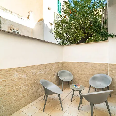 Le Contrade Via Roma Monopoli